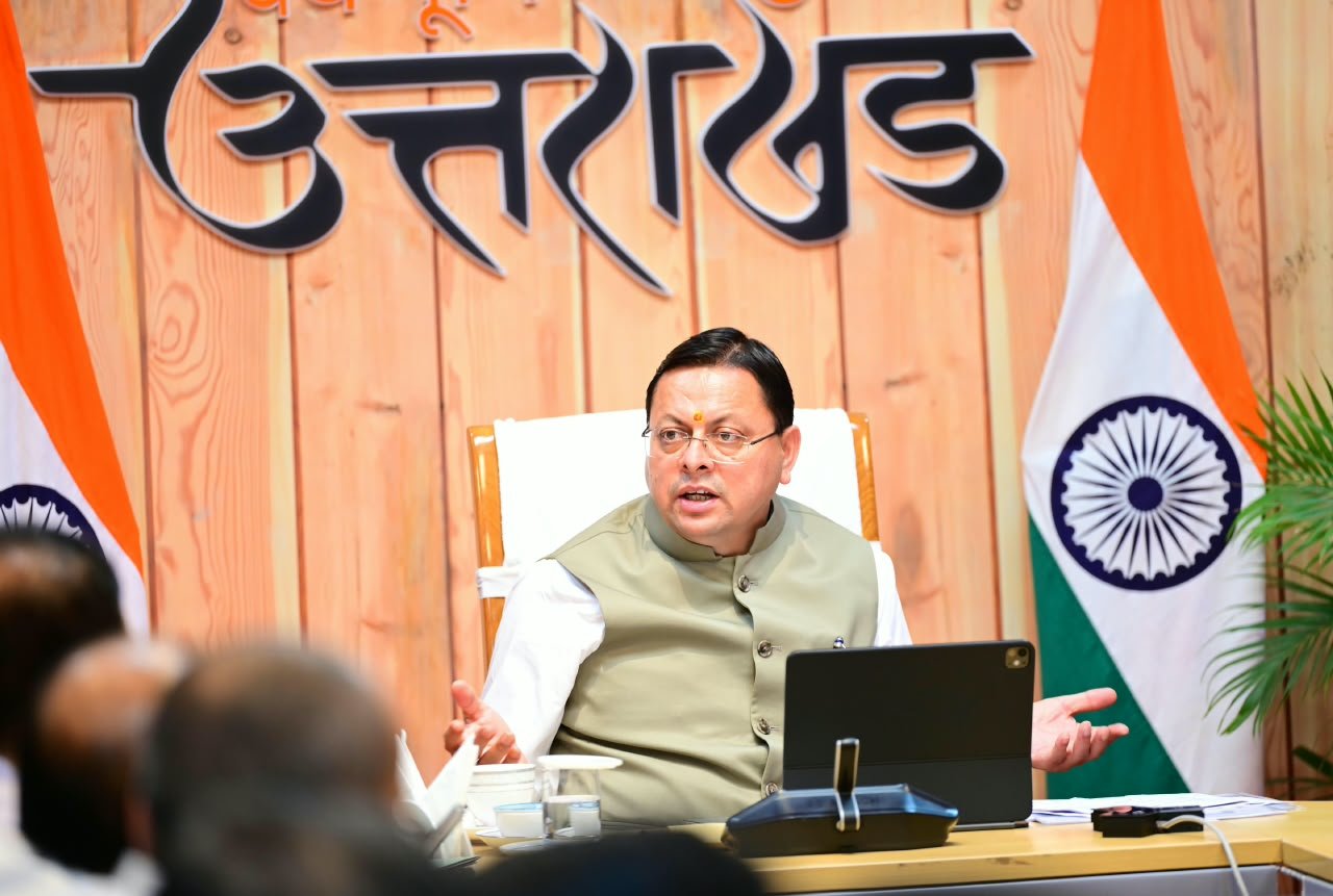 मुख्यमंत्री पुष्कर सिंह धामी का Land Pooling पर बड़ा निर्देश—2 से 3 विकास क्षेत्रों में पायलट प्रोजेक्ट तैयार करें